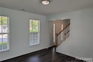11141 Carver Pond Rd, Charlotte, NC 28269 - Photo 5