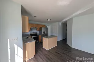 11141 Carver Pond Rd, Charlotte, NC 28269 - Photo 13