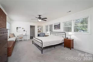 123 E Dixon St, Lincolnton, NC 28092 - Photo 15