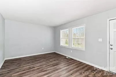 910 Canton Place, Charlotte, NC 28206 - Photo 5