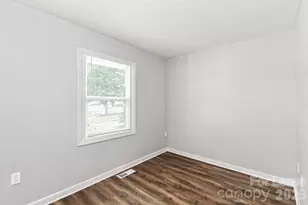 910 Canton Pl, Charlotte, NC 28206 - Photo 7