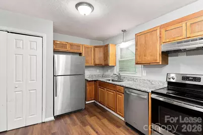 910 Canton Place, Charlotte, NC 28206 - Photo 3