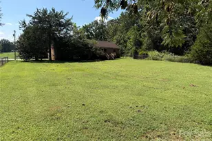 269 Old Henrietta Rd, Forest City, NC 28043 - Photo 3