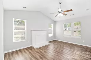 8419 Milton Morris Dr, Charlotte, NC 28227 - Photo 5