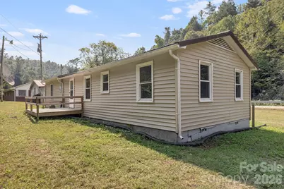 4078 Nc 208 Highway, Marshall, NC 28753 - Photo 31