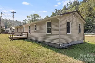 4078 Nc 208 Hwy, Marshall, NC 28753 - Photo 31