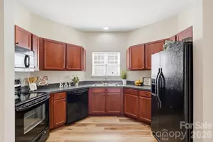 108 St Vincent Pl, Mount Holly, NC 28120 - Photo 11
