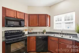 108 St Vincent Pl, Mount Holly, NC 28120 - Photo 13