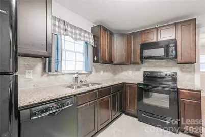 2108 Highland Street, Charlotte, NC 28208 - Photo 9