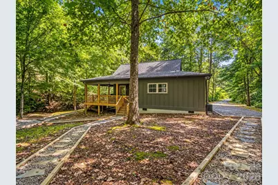 126 Swans Way W, Lake Lure, NC 28746 - Photo 35
