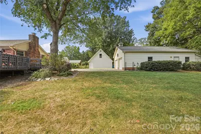 3007 Plentywood Drive, Matthews, NC 28105 - Photo 35