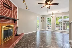 6501 Old Meadow Rd, Charlotte, NC 28227 - Photo 9
