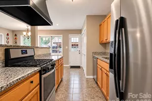 6501 Old Meadow Rd, Charlotte, NC 28227 - Photo 5