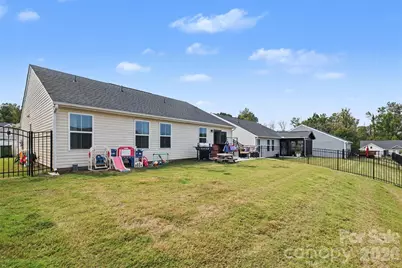 313 Damask Drive, Lancaster, SC 29720 - Photo 13