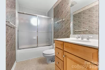 106 Fish Hawk Drive, Hendersonville, NC 28739 - Photo 17