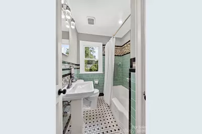 2440 Greenland Avenue, Charlotte, NC 28208 - Photo 17