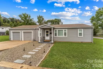45 Henry Street, Waynesville, NC 28786 - Photo 1