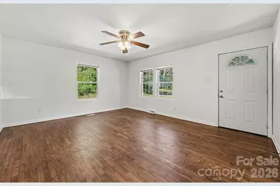 925 S Chestnut Street, Gastonia, NC 28054 - Photo 11