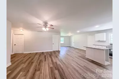 131 Highland Point Avenue, Harmony, NC 28634 - Photo 7