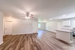 131 Highland Point Ave, Harmony, NC 28634 - Photo 7