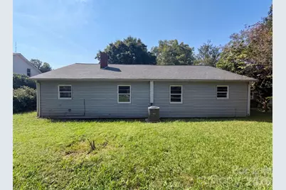 131 Highland Point Avenue, Harmony, NC 28634 - Photo 5