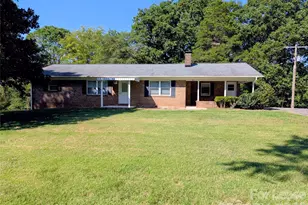 542 Elmwood Rd, Statesville, NC 28677 - Photo 1