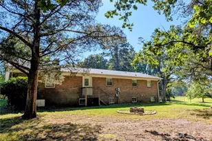 542 Elmwood Rd, Statesville, NC 28677 - Photo 15
