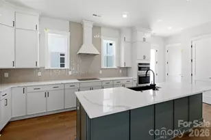 4923 Marina Dr, Sherrills Ford, NC 28673 - Photo 3