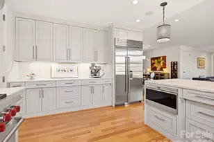 1333 Queens Rd, Charlotte, NC 28207 - Photo 15
