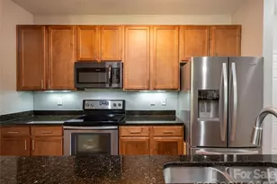 91 Brickton Village Cir, Fletcher, NC 28732 - Photo 13