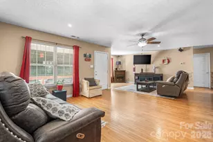 4218 Piney Rd, Morganton, NC 28655 - Photo 5