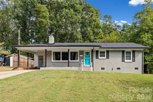726 Forest Dr, Gastonia, NC 28054 - Photo 1