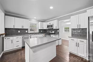 726 Forest Dr, Gastonia, NC 28054 - Photo 9