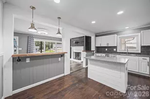 726 Forest Dr, Gastonia, NC 28054 - Photo 11
