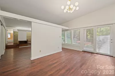 220 30th Avenue NW, Hickory, NC 28601 - Photo 19