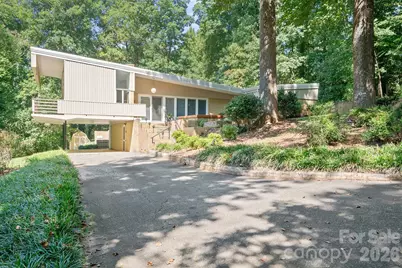 220 30th Avenue NW, Hickory, NC 28601 - Photo 9