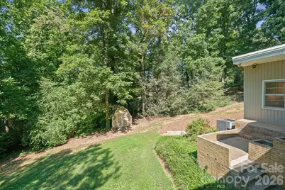 220 30th Avenue NW, Hickory, NC 28601 - Photo 7