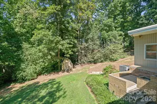 220 30th Ave NW, Hickory, NC 28601 - Photo 7