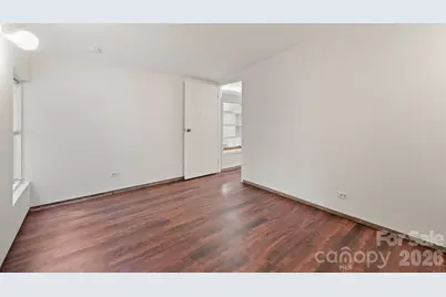 220 30th Avenue NW, Hickory, NC 28601 - Photo 27