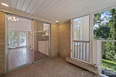 220 30th Avenue NW, Hickory, NC 28601 - Photo 13
