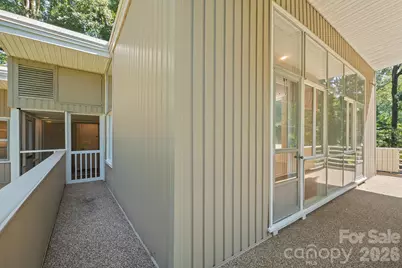 220 30th Avenue NW, Hickory, NC 28601 - Photo 11