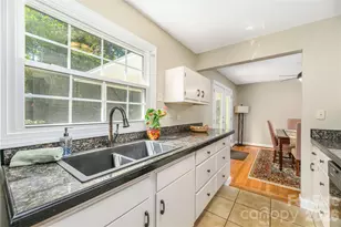 111 Gracelyn Rd, Asheville, NC 28804 - Photo 13