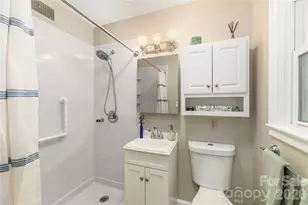 111 Gracelyn Rd, Asheville, NC 28804 - Photo 15