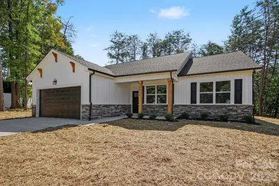 1538 34th Avenue Lane NE, Hickory, NC 28601 - Photo 3