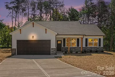 1538 34th Avenue Lane NE, Hickory, NC 28601 - Photo 1