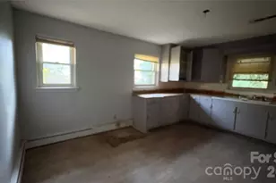 506 Whisnant St, Shelby, NC 28150 - Photo 7