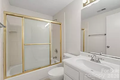 6240 Round Hill Road, Charlotte, NC 28211 - Photo 17