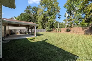 3017 Lynworth Pl, Charlotte, NC 28212 - Photo 17