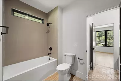 1433 N Sharon Amity Road, Charlotte, NC 28211 - Photo 31