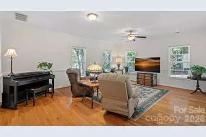 390 Robinson Road, Mooresville, NC 28117 - Photo 17